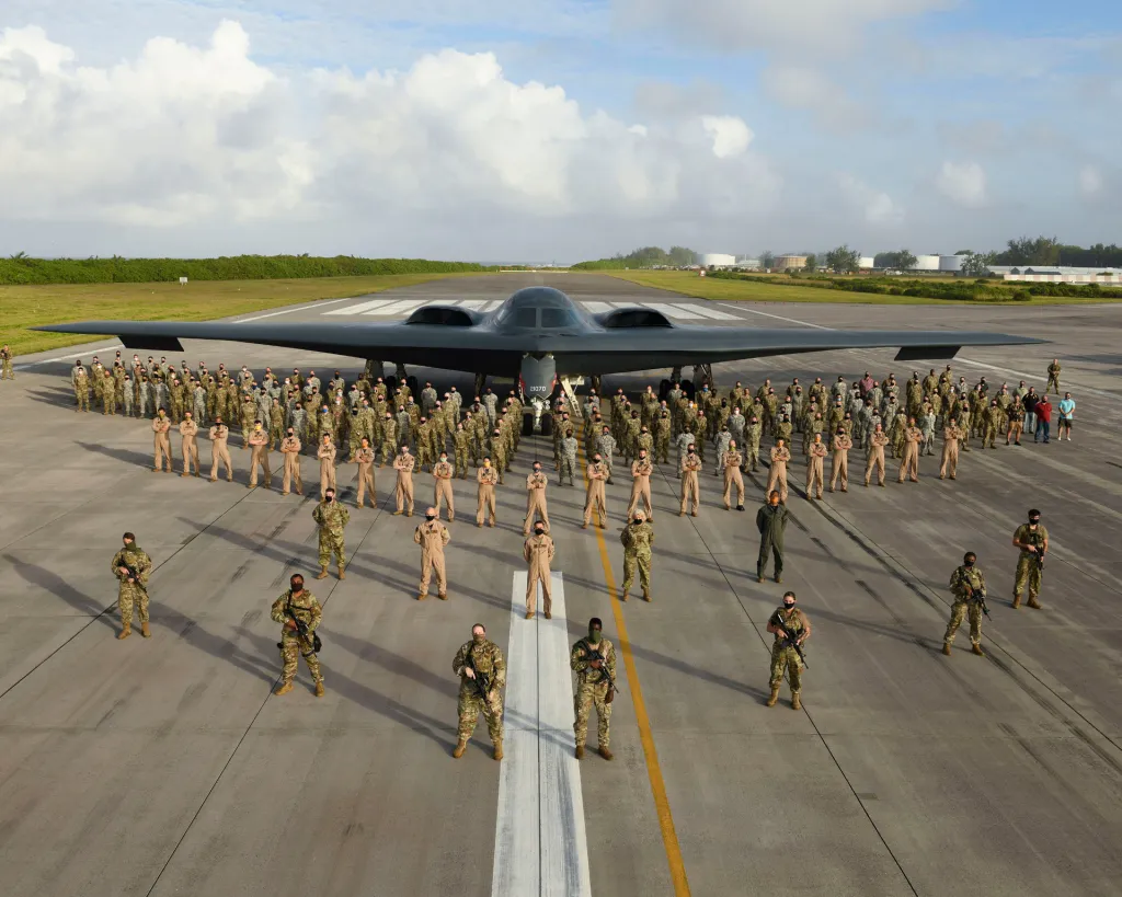 Amerikan b-2 bombardıman uçakları Hint Pasifik üssünden ayrıldı