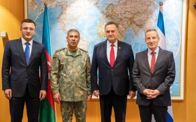 İsrail Azerbaycan Savbunma Bakanları Hasanov ve Katz Tel Aviv'de bir araya geldi